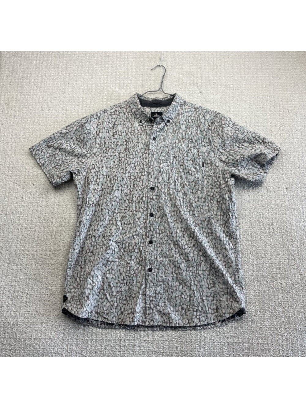 Rip Curl Shirt Mens Sz L Gray White Short Sleeve Button Up Floral Print Aloha